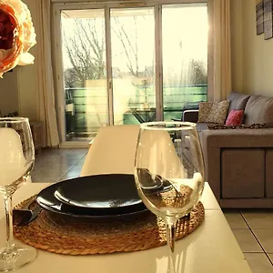appartement-colomier-belle-vue-proche-des-colomiers.midi-pyreneeshotels.com/